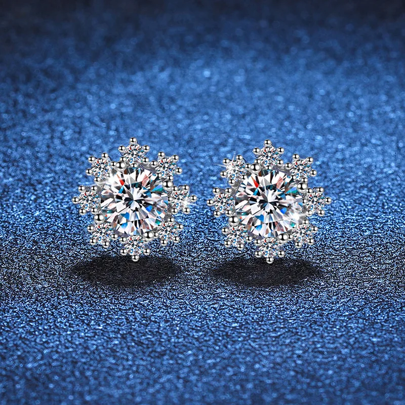 D color moissanite earrings light luxury fashion romantic snowflake one carat moissanite women's earrings platinum PT950 mark