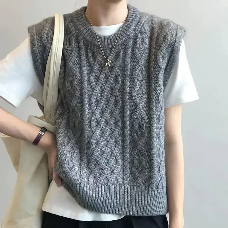 2024 New Spring Fall Knit Vest Fried Dough Twists Sweater Vest for Women Autumn Loose Folded Sleeveless Sweater Waistcoat