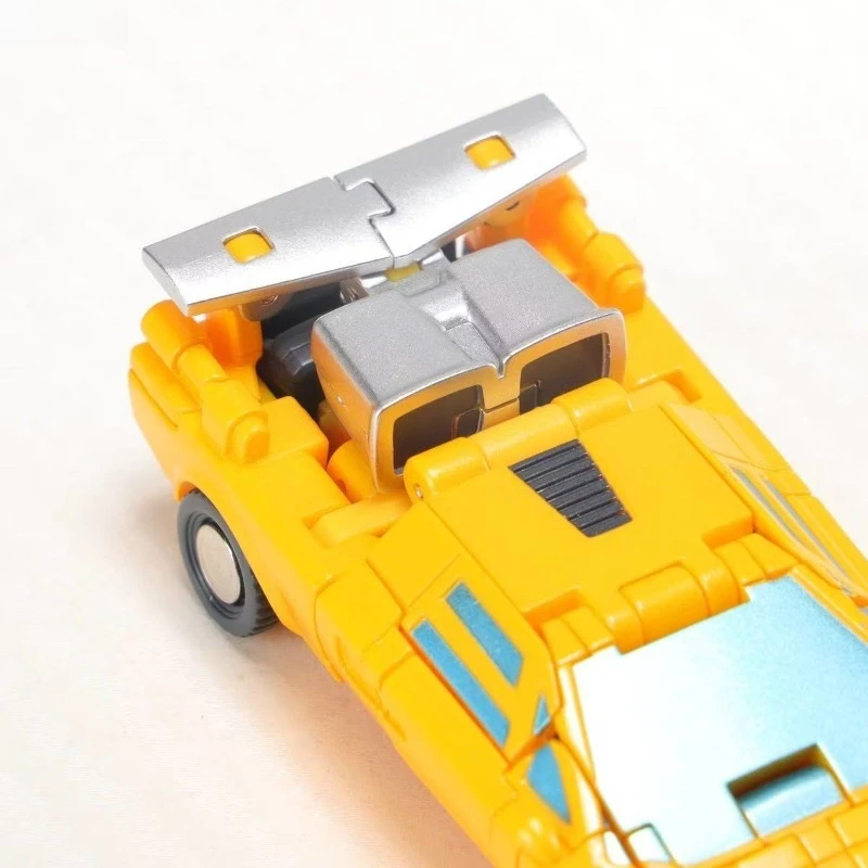 【Новый продукт】Трансформированные игрушки H69 Маленькая пропорция G1 Начальный цвет Скад, движущаяся кукла в форме человека
