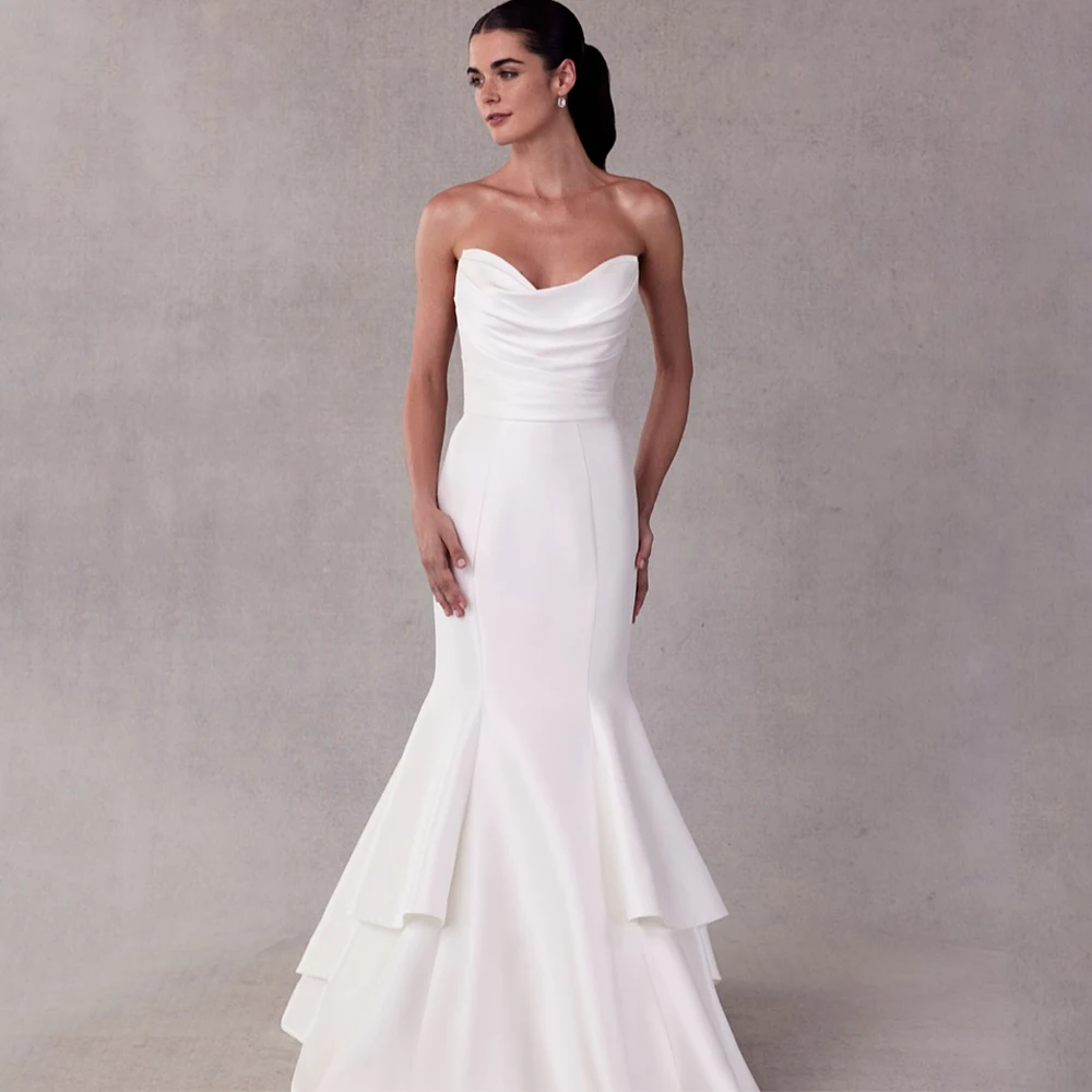 

Simple V-Neck Strapless Customized Wedding Dress Classic Pleat Mermaid Floor Length Sweep Train Sexy Open Back Bridal Gown
