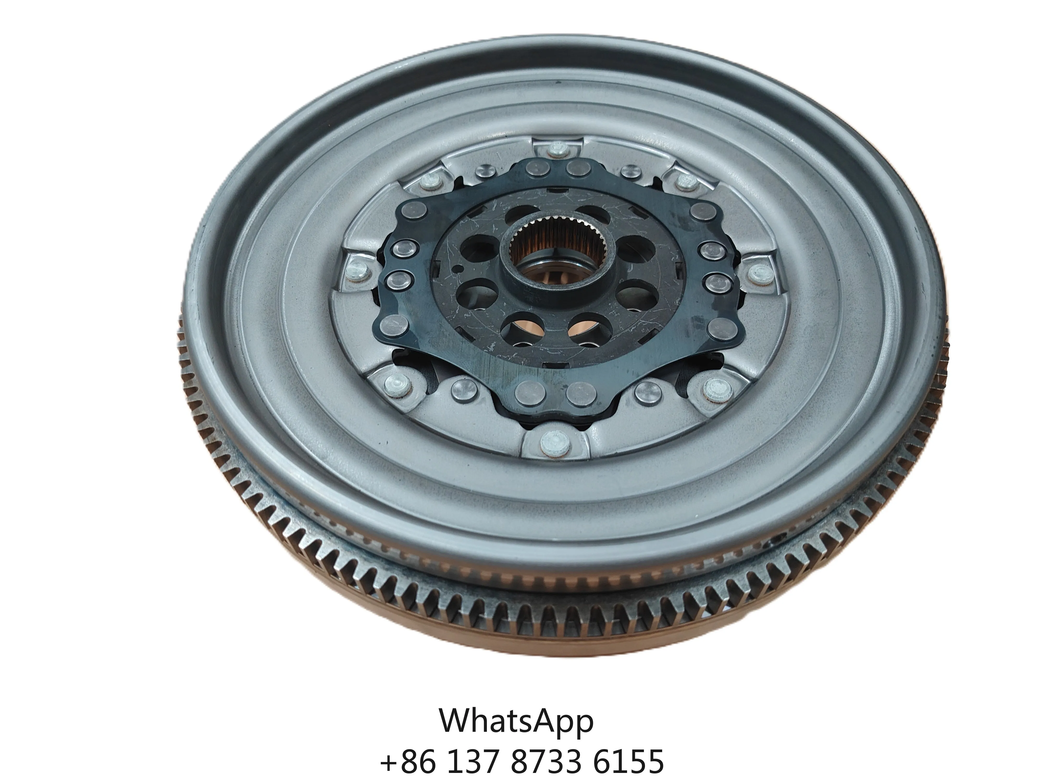 

Brand New Dual Mass Flywheel 0HB 8/135 OE 415073609 For Volkswagen Audi For Replacement