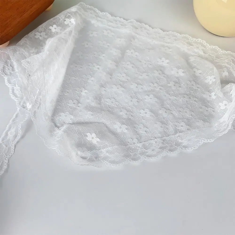 刺繍フラワートライアングルヘッドスカーフ Y2K ストリートウェア 原宿風レースヘッドウェア コットンシースルーレースミニスカート ジーンズデコレーション