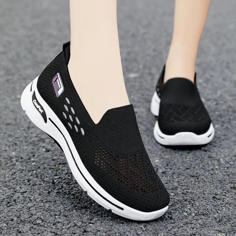 2024 Spring New Mesh Women's Running Shoes Breathable and Casual Old Beijing Mom Driving Shoes
