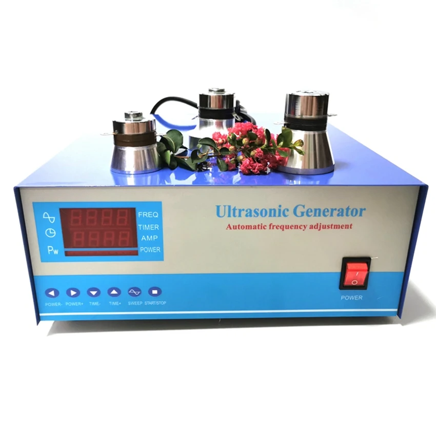 Generador ultrasónico de ajuste de frecuencia de alta potencia 3000w 20khz-40khz para limpieza de resistencias/cristales/semiconductores