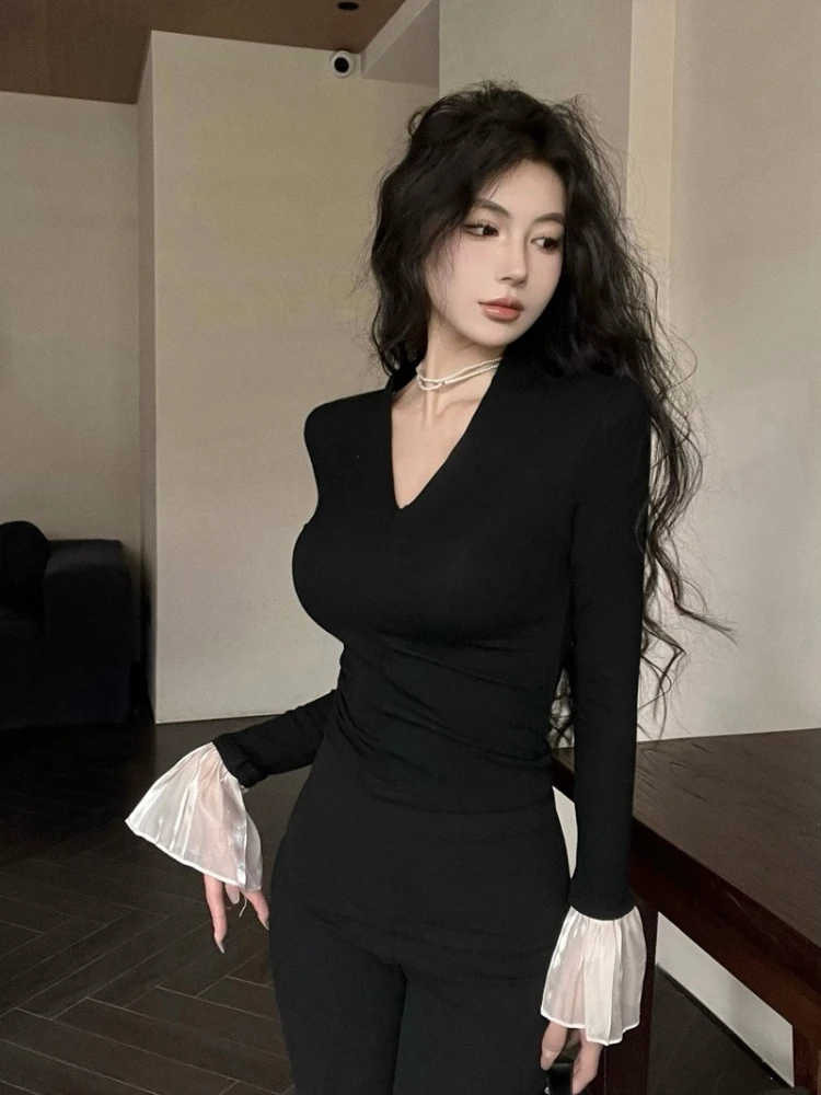 Top Base Layer in Dralon Spazzolato da Donna, Autunno Inverno, Nero, Scollo a V, Maniche Svasate, T-Shirt Corta per Stratificazione, Stile Hot Girl