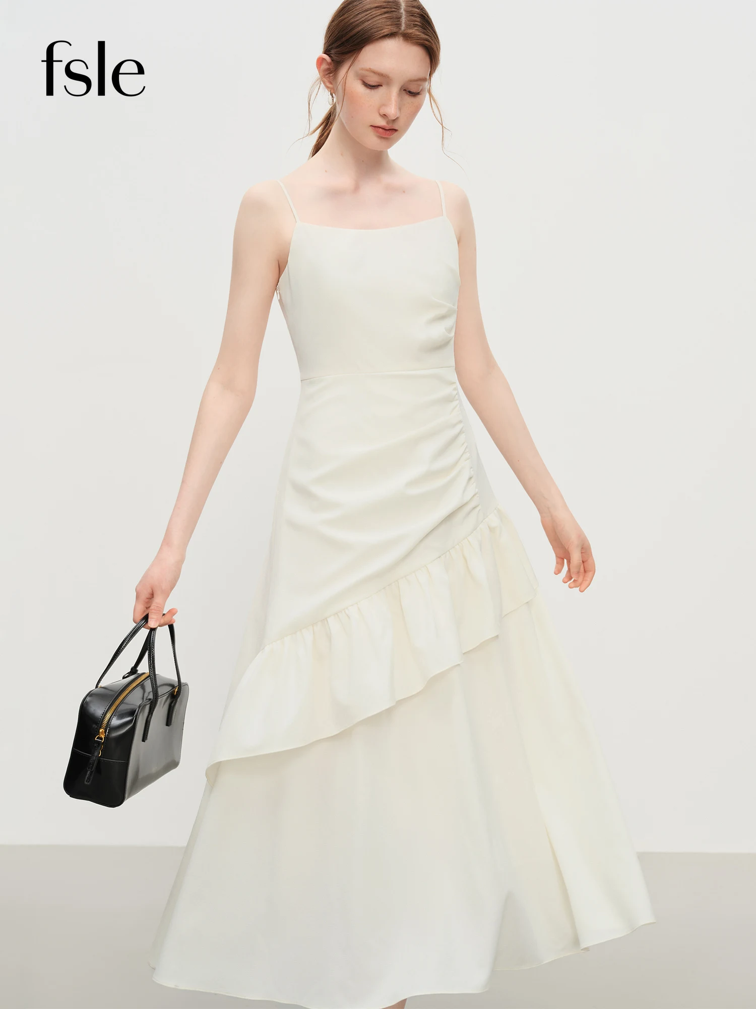 ​ FSLE Abito da sposa elegante 2025 Abito lungo da festa strutturato da donna Pieghe curate Sagome sagomata Abito con orlo asimmetrico ​