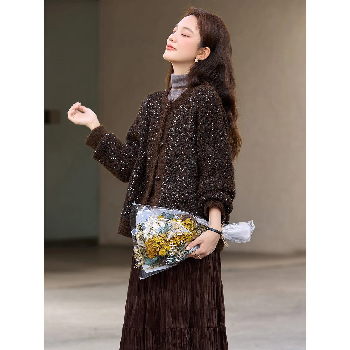 VIMLY سترة نسائية مزينة بالترتر لشتاء 2025 سترات نسائية محبوكة برقبة دائرية سترات نسائية تريكو سميكة وفضفاضة غير رسمية 30361 #4