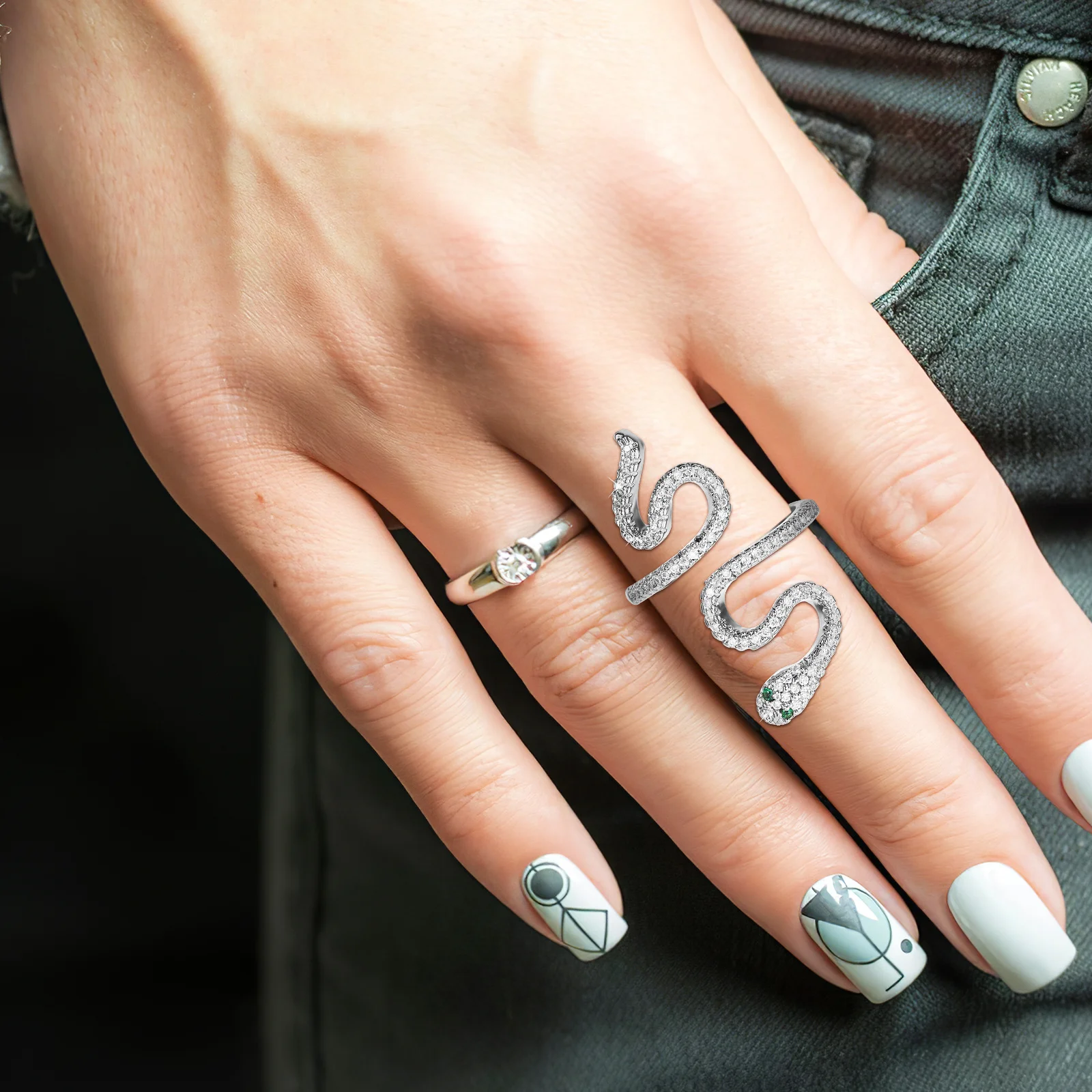 

2 pcs Snake Ring Animal Band Rings For Women Men Unique Design Durable Metal Jewelry Gift Stylish Elegant Wear Smooth Finish