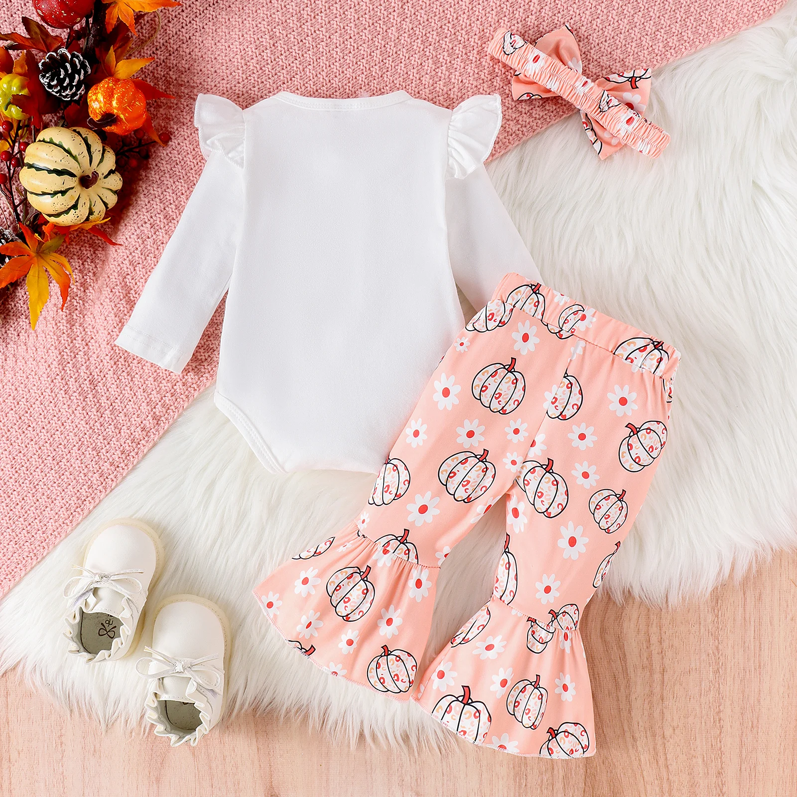 Spring and Autumn New Style Girls Are Sweet and Cute 0-1 Years Old Letter Printed Clothes + Pumpkin Flower Pattern Trousers