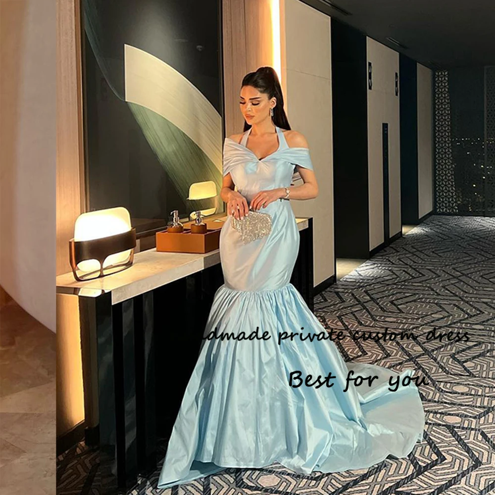 

Ice Blue Satin Mermaid Evening Dresses Cold Shoulder Halter Prom Party Dress with Train Arabic Dubai Formal Occasion Gowns