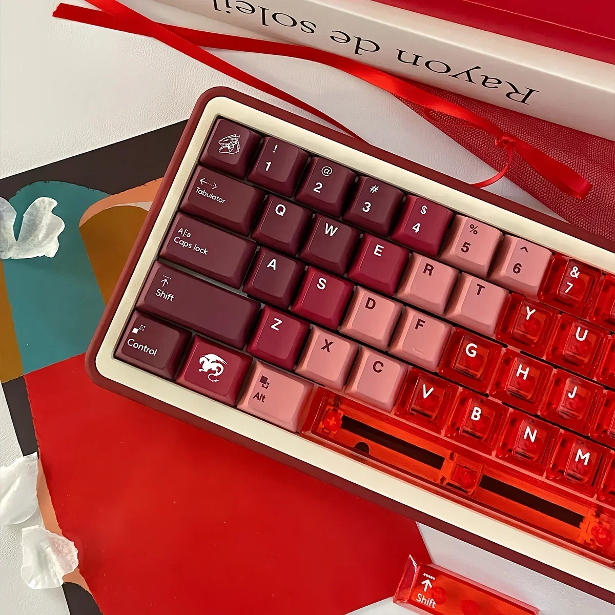 

Xueshan red red flame dragon keycap PBT sublimation PC pad printing original magnetic axis wireless mechanical keyboard