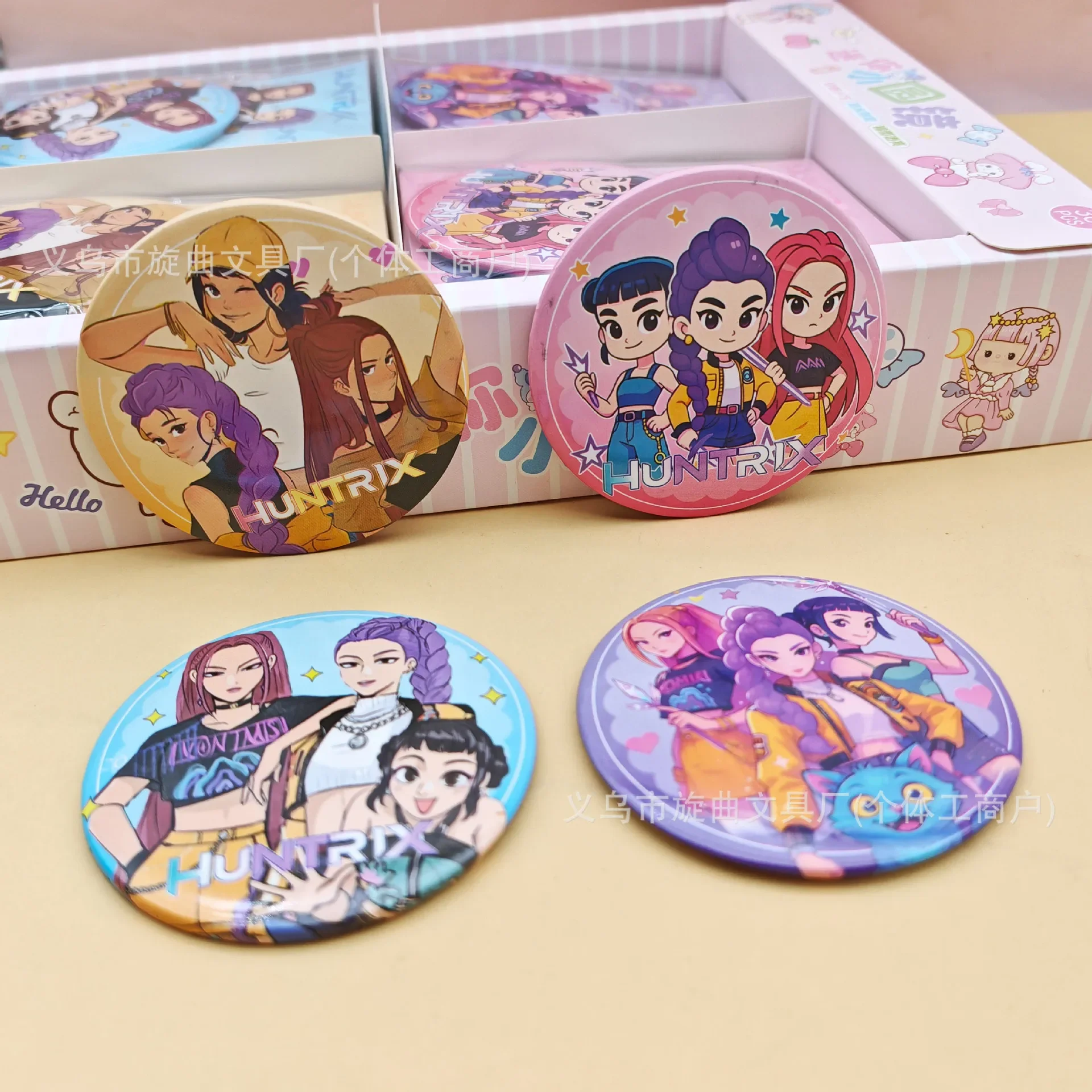 

Карманные зеркала Kpop Demon Hunters, 4 шт., милый мини-набор косметических зеркал для девочек, портативный аксессуар для макияжа, эстетический подарок в стиле аниме