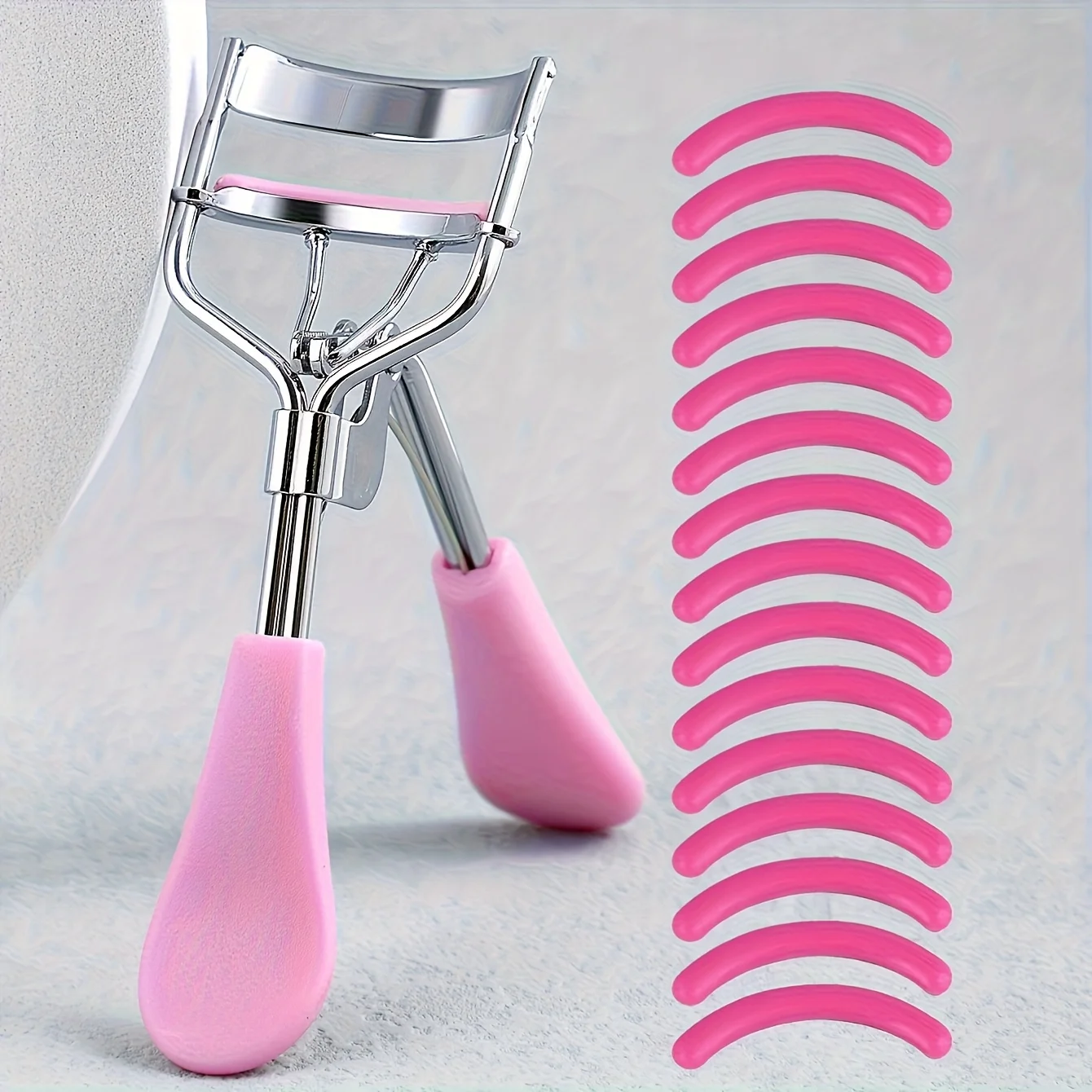 1 pcs Portable Eyelash Curler - Curved Wand, Clump-Free Curling, Lift & Widen Eyes, for Women, 4 Seasons & 11 Holidays Use