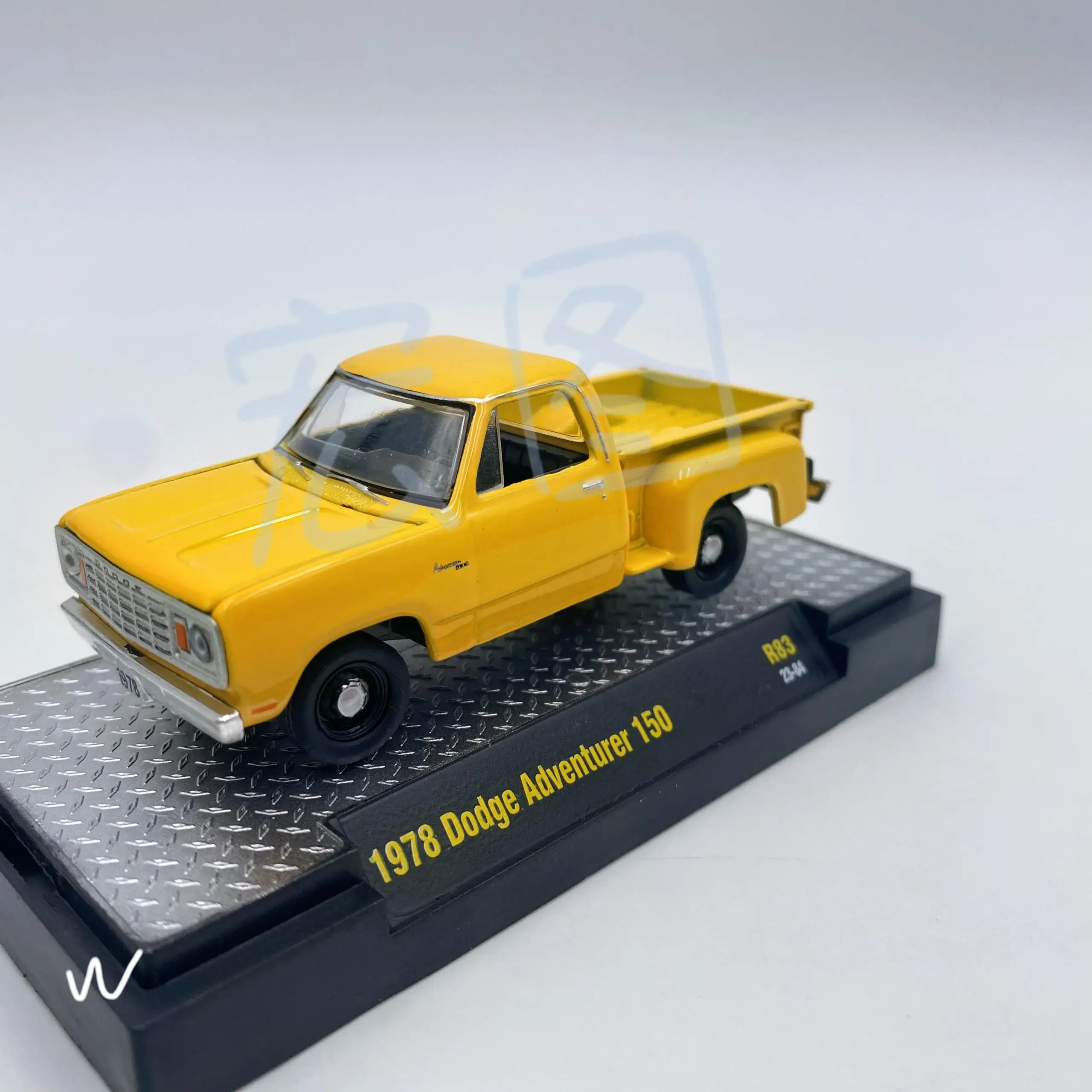 M2 machines 1/64 1978 Dodge Adventurer 150 Die-cast alloy car model collection display child gift