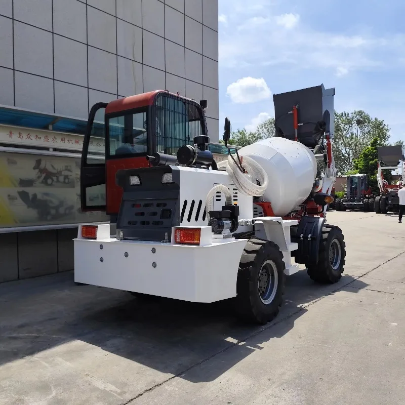 New Generation Fuel Self Loading Concrete Mixer Truck High Efficiency Turbo-charged Engine 75KW Power