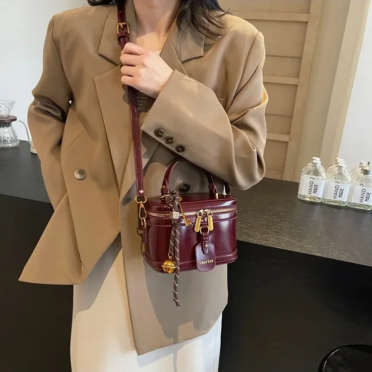 

Fashionable Retro New Style Women’s Mini Bag | Square Single-Shoulder Crossbody Versatile Quality Handbag with PU Leather