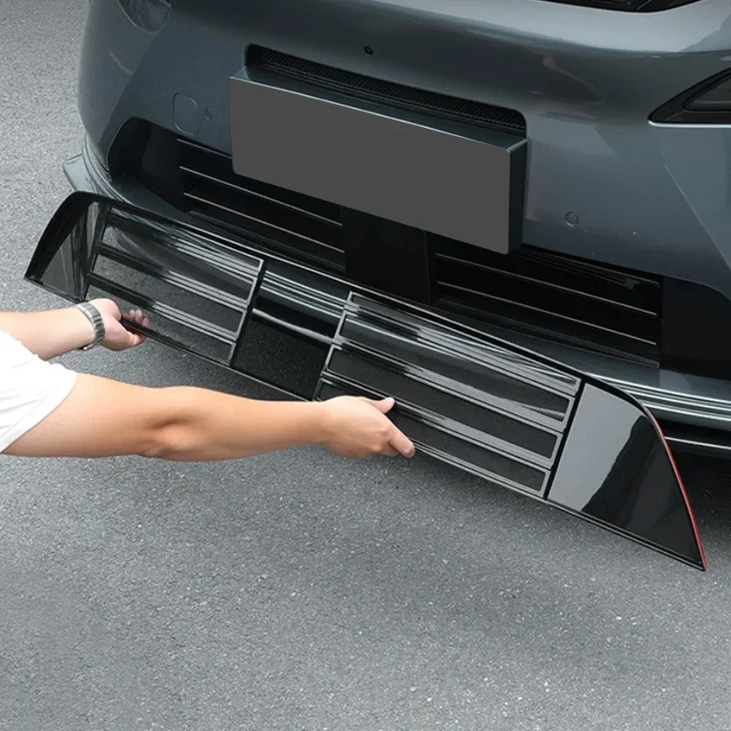 For BYD ATTO 8 SEALION 8 2026-Present Car Modify Front Buckle Insect Proof Net Front Bumper Center Intake Grille Cover Accessory