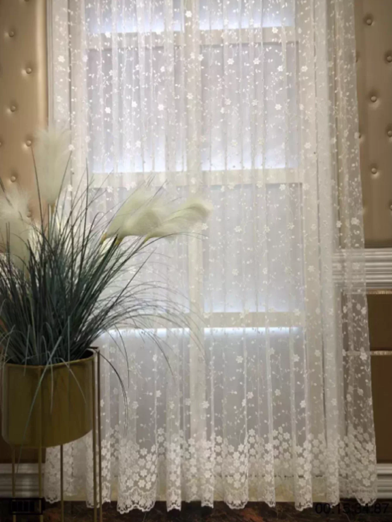 Modern Pastoral Style Small Floral Embroidery Diffused Flying Curtains Living Room Bedroom Balcony Blackout Curtains