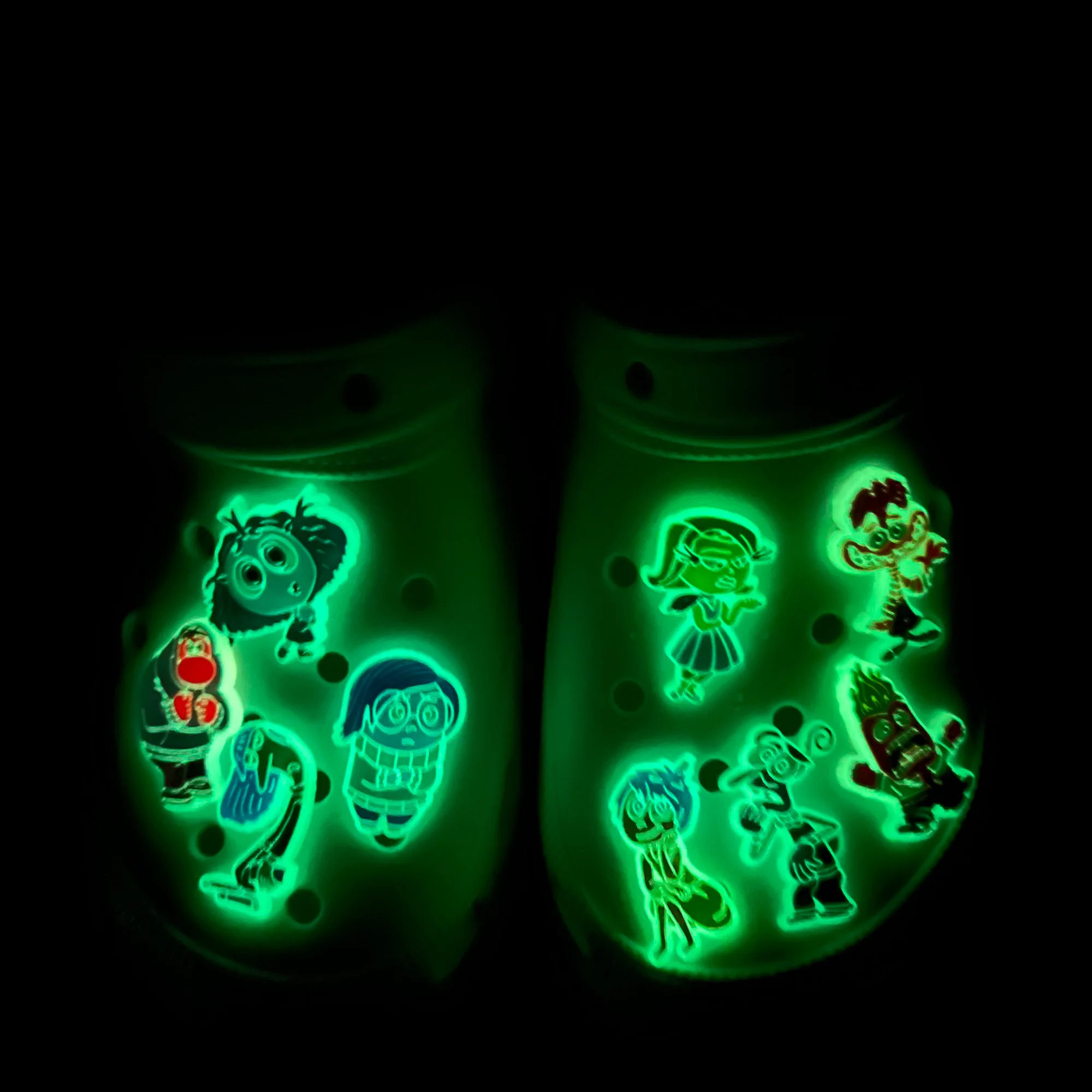 Hot 9pcs/set Luminous Inside Out Series Shoe Charms For Bubble Slides Sandals, Halloween And Christmas Santa Claus Charms, DIY A