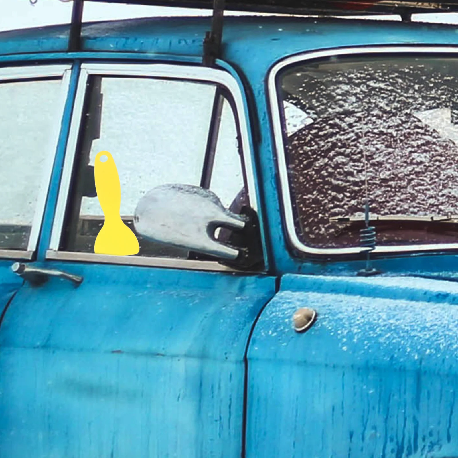 

4Pcs Plastic Car Wrap Squeegee Auto Film Scraper Car Window Decal Vinyl Installation Tool Bubble Scraper Film Scrapers