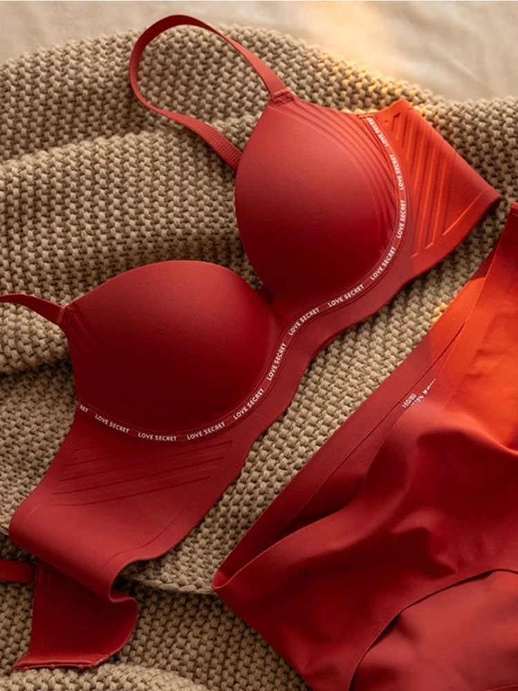 conjunto-de-lenceria-inalambrica-ajustable-sexy-y-sensual-color-rojo-para-mujeres-jovenes-cuello-en-v-copa-tres-cuartos-tela-modal