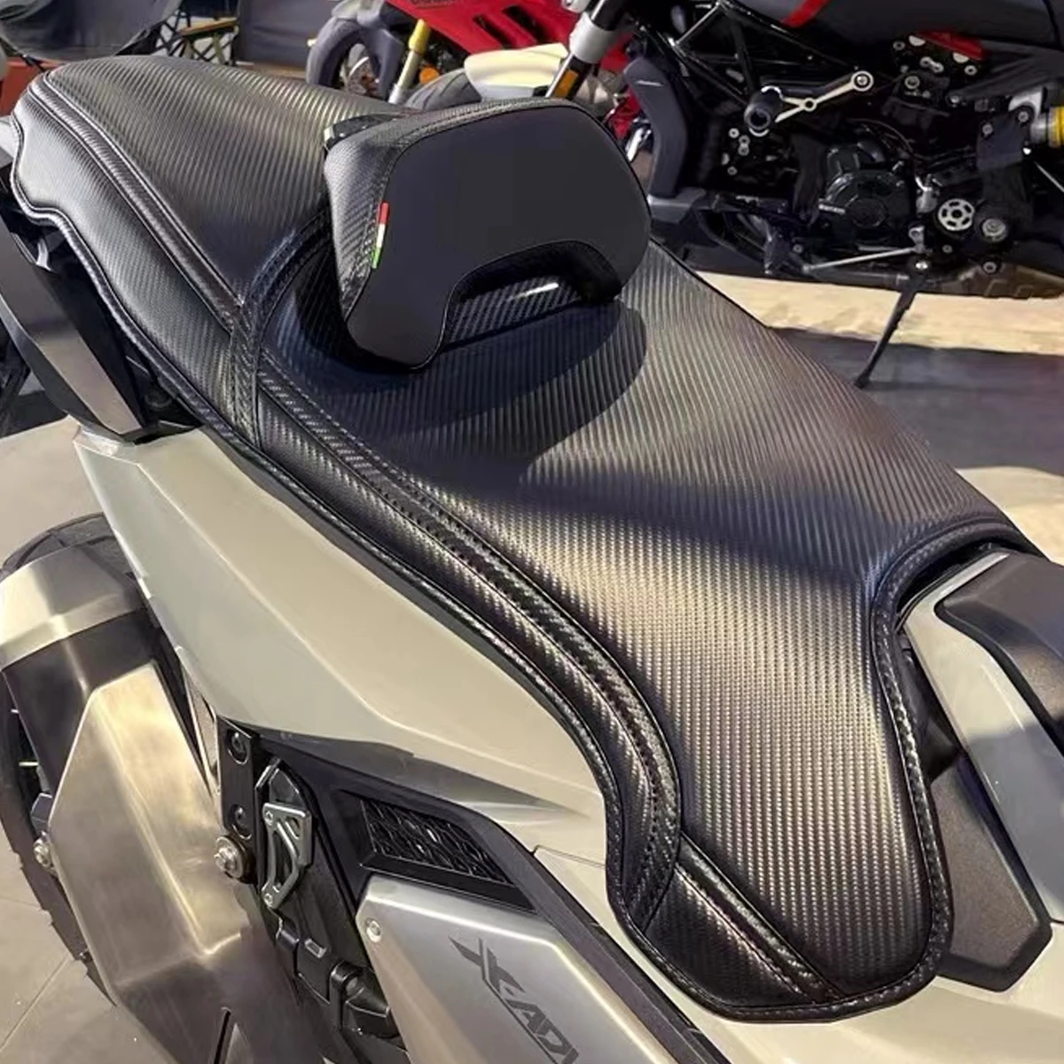 

Motorcycle accessories seat cover X-ADV modified seat cover lumbar support Custom Fit For HONDA XADV750 ADV750 FORZA 750