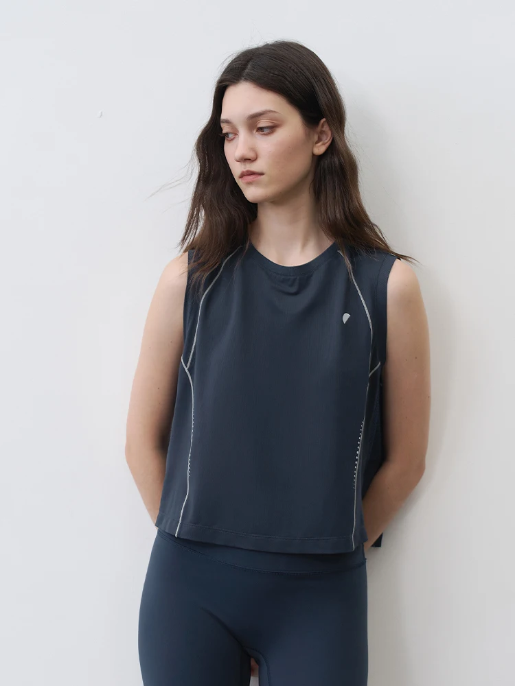 

Свободная женская майка-топ с круглым вырезом, летняя коллекция 2025, с принтом, оригинальный дизайн, верхняя одежда для женщин