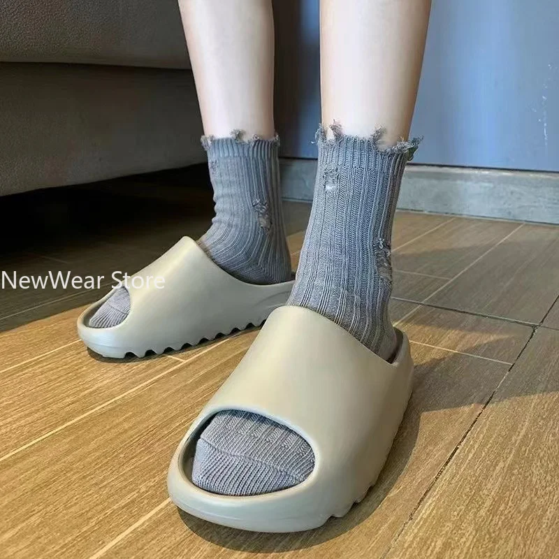 แฟชั่น Harajuku Street ถุงเท้า Broken Hole ขอทานหลอดกลางฤดูใบไม้ร่วงฤดูหนาวผ้าฝ้ายถุงเท้า Hip-Hop สเก็ตบอร์ดถุงเท้าผ้าฝ้าย