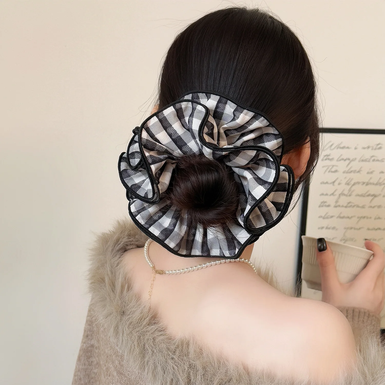 Fashion Plaid Scrun…