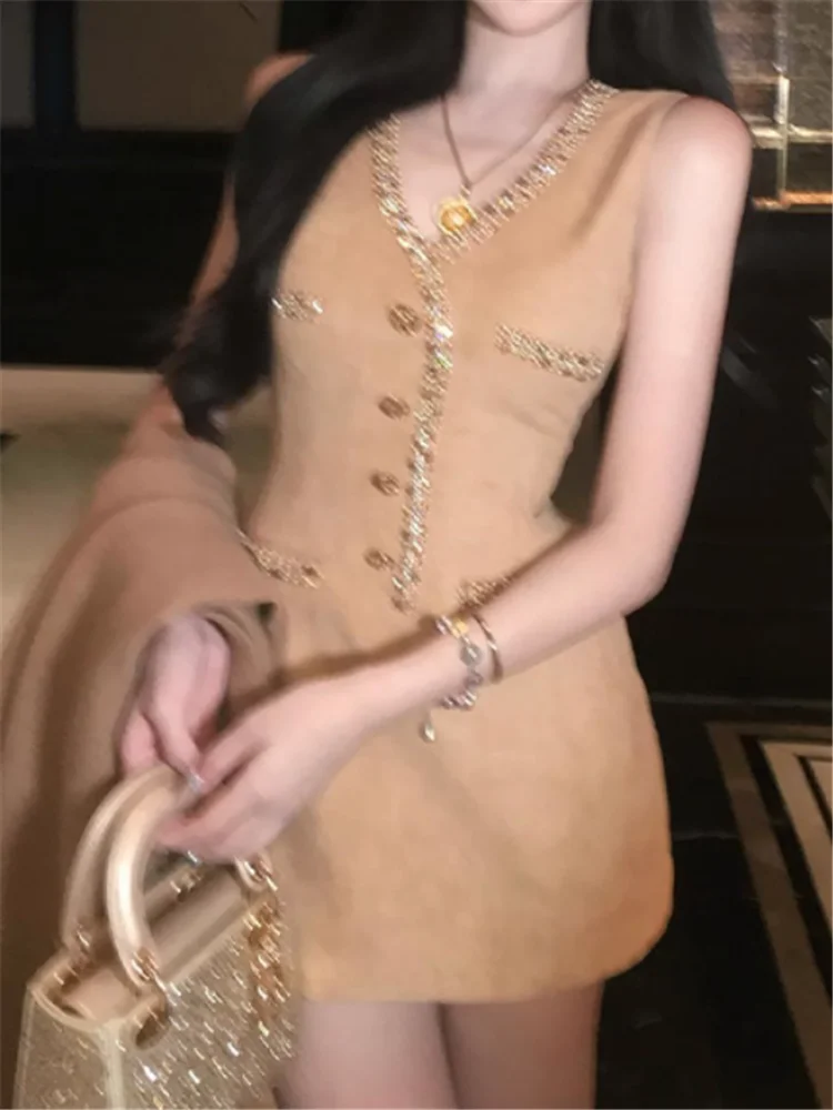 Abito da compleanno senza maniche con borchie di diamanti con scollo a V da donna elegante Abito da festa di lusso con celebrità di grandi dimensioni