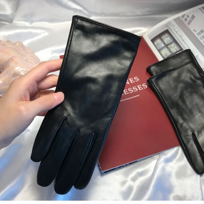 

New Genuine Leather Touch Screen for Women's Warmth and Plush Sheepskin Touch Fashion Gloves for Men's High-quality Gloves