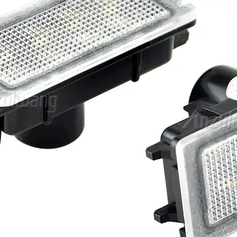 Canbus LED Rear License Plate Lamp For Grand Cherokee WK2 2014‑2020 Compass Patriot 2014‑2017 Dodge Viper 13‑17 Auto Lighting