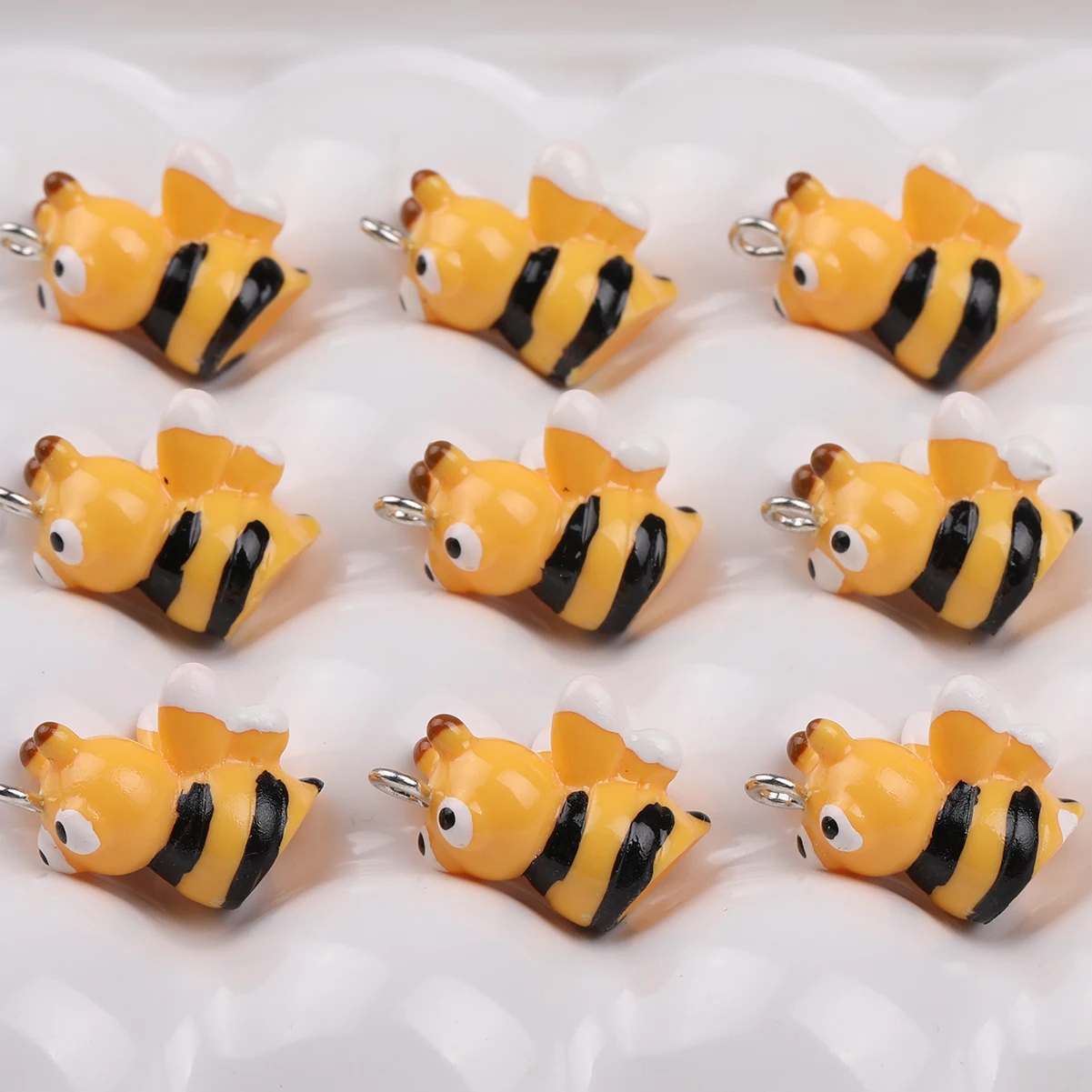 5Pcs Acrylic Bee Pe…