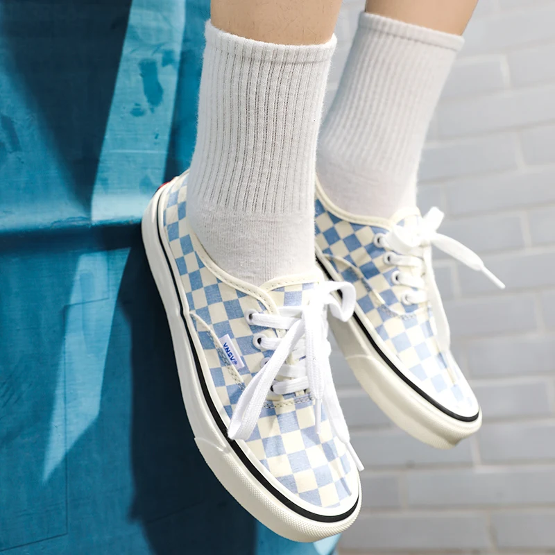 Fashion Women Canvas Shoes Trend Checkered Casual Sneakers Men Comfortable Platform Sneakers Low Top Brand Skateboarding Shoes