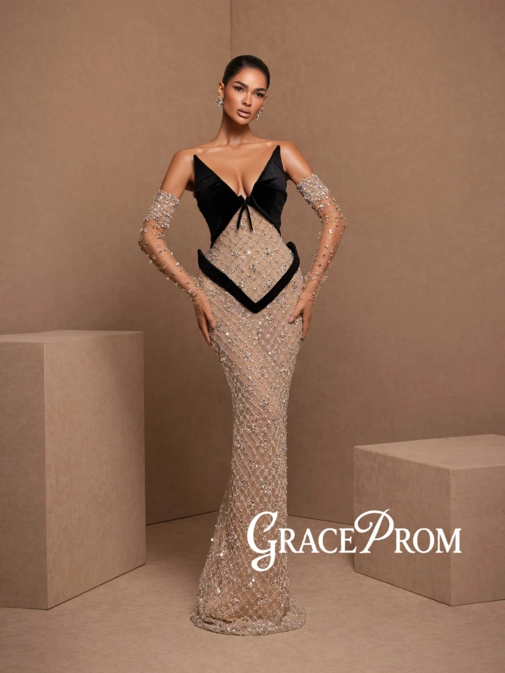 

Silver Gorgeous Crystal Evening Dress Floor-length Beaded Sheath Wedding Party Gown 2026 Customized Stunning Red Carpet Gowns