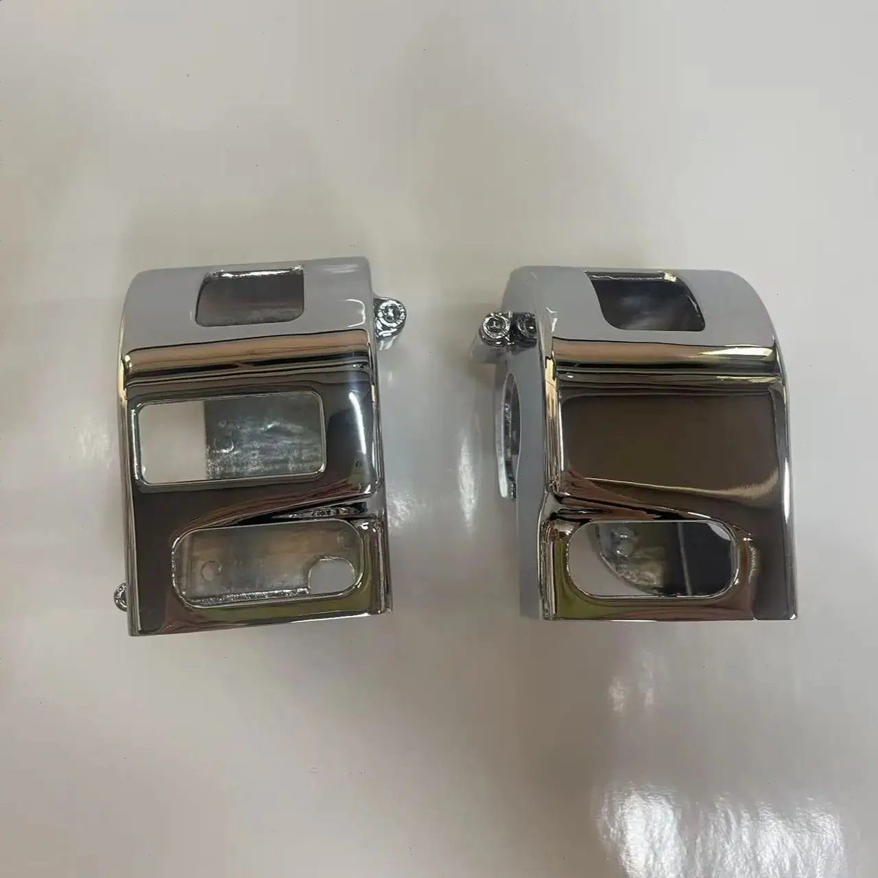 

For All Yamaha V-Star XVS 650 Classic KAwasaki Vulcan1600 Motorcycle Accessories Handlebar Control Switch Housings Aluminum