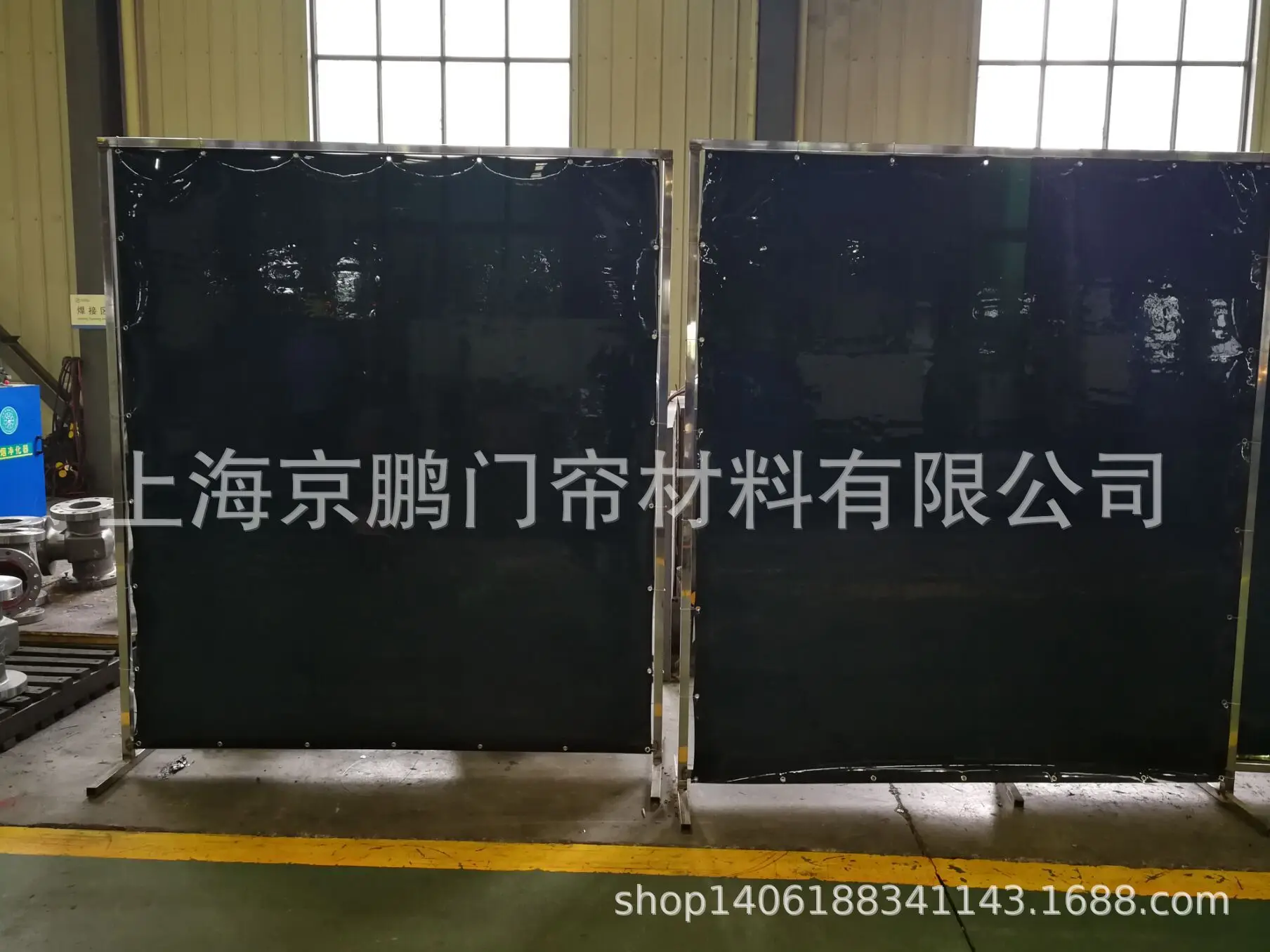 Shanghai Jingpeng Welding Blackout Curtain Electric Welding Light Blocking Curtain Anti-arc Light Curtain Anti-electric Welding view 2