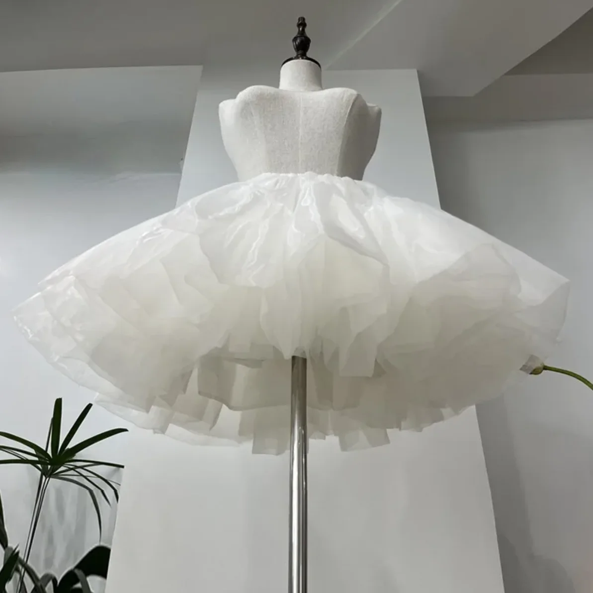 Fashionable Black Four Layers Puffy Petticoat Women's Mesh Skirt Party Performance Skirt image 2