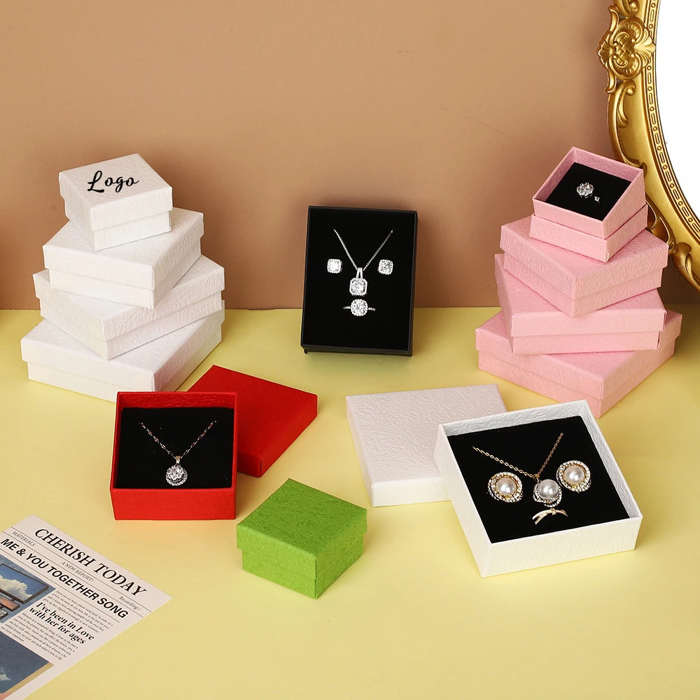 

100pcs Olive Green Paper Case Jewelry Organizer Box Ring Earring Bracelet Necklace Pendant Storage Custom Logo Packaging Display