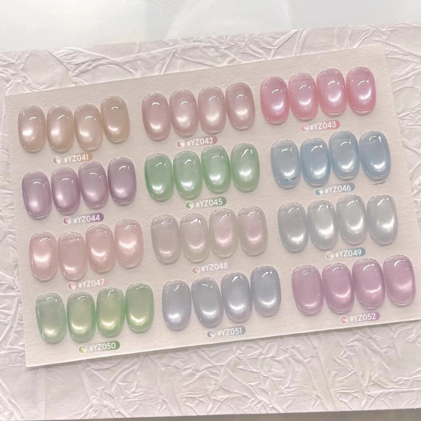 ยาทาเล็บเจล Cat Eye ลายผลไม้ 1-12 ชิ้น ขนาด 12 มล. สีฟ้า ม่วง เขียว ประดับด้วยลูกปัดแก้ว น่ารัก เหมาะสำหรับใช้ทุกวัน สินค้าขายดีประจำปี 2025 อุปกรณ์ทำเล็บ