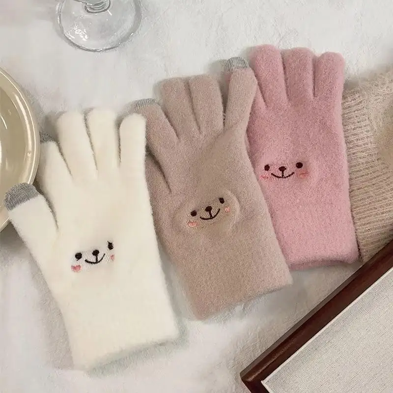 Stilvolle, dicke Winterhandschuhe für Damen aus Polyester, mit Fleece-Futter, gestrickt, mit separaten Fingern und Touchscreen-Kompatibilität. – Detail 2