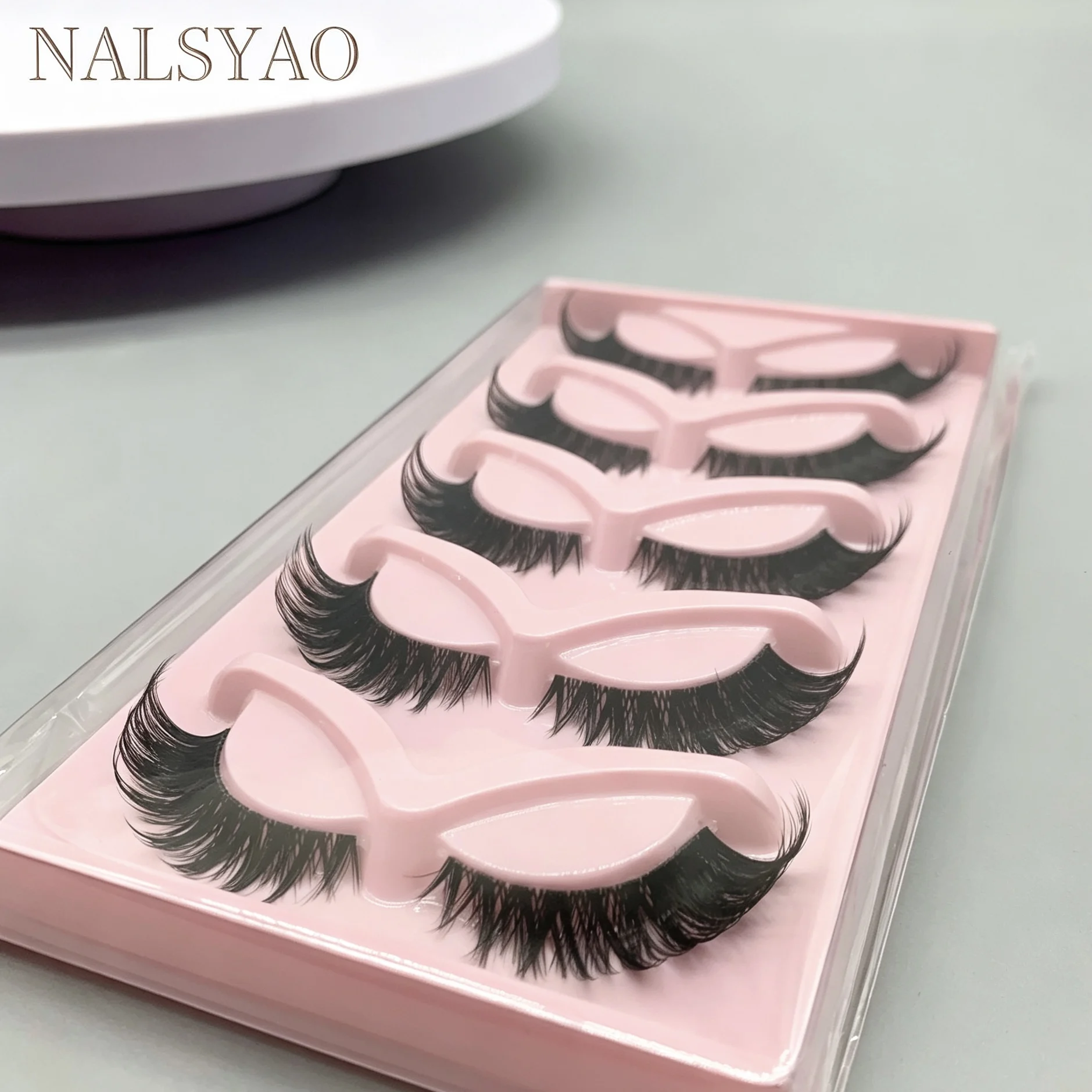 5 Pairs Cat Eye Lashes Faux Mink Eyelashes Natural long Manga Lashes Winged End Eye Elongated Eyelashes Fake Lashes Makeup