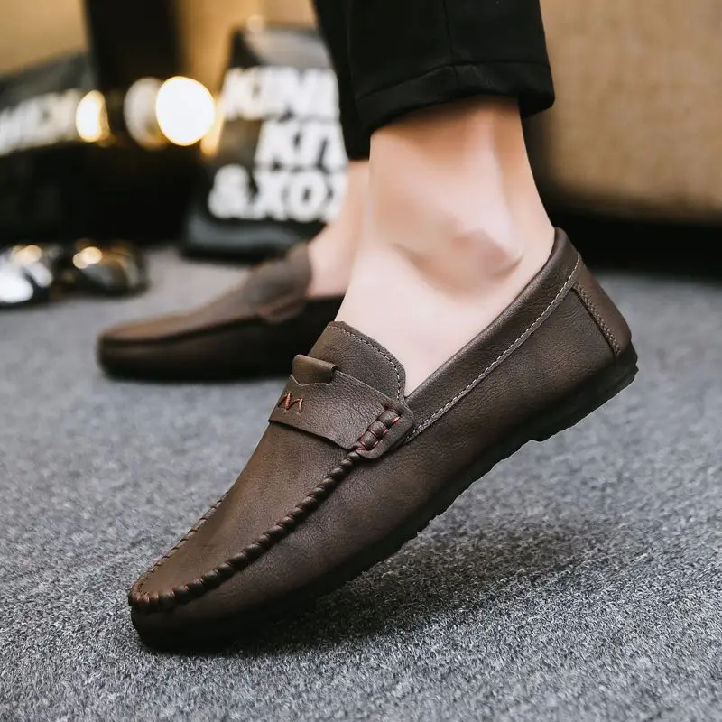 Loafers Flat Man Casual Shoe Black Leather Shoes for Men Soft Moccasin Round Toe Common Size 45 Low Price New in Cowhide Elegant