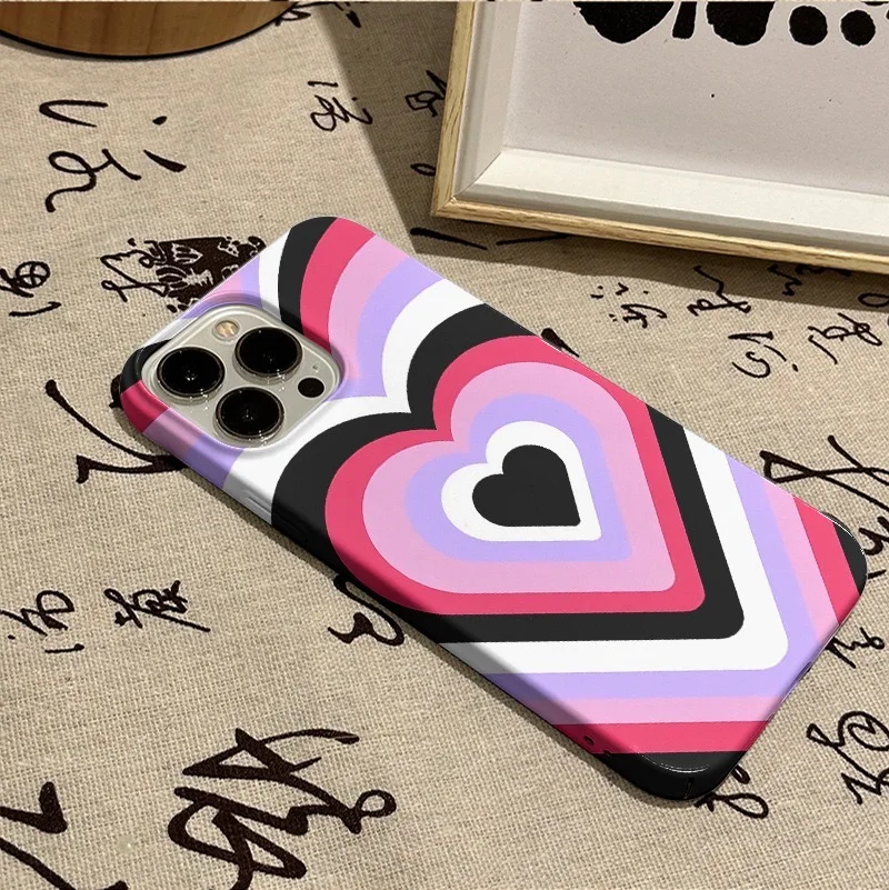 

Gradient Love Rainbow Case for IPHONE 16 15PRO MAX 14 PRO 13 PRO MAX 15 15PLUS 12 11 XR SE Case Acrylic Hard Mobile Phone Cases
