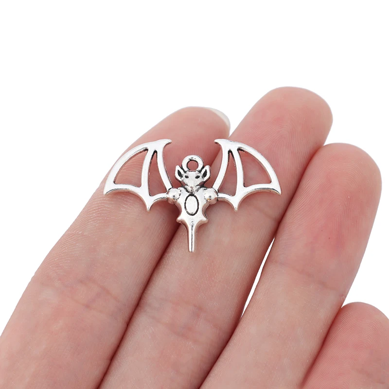 20 stücke Silber Halloween Fledermaus Gothic Charms Anhänger für DIY Halskette Armband Schmuck machen Ergebnisse Zubehör