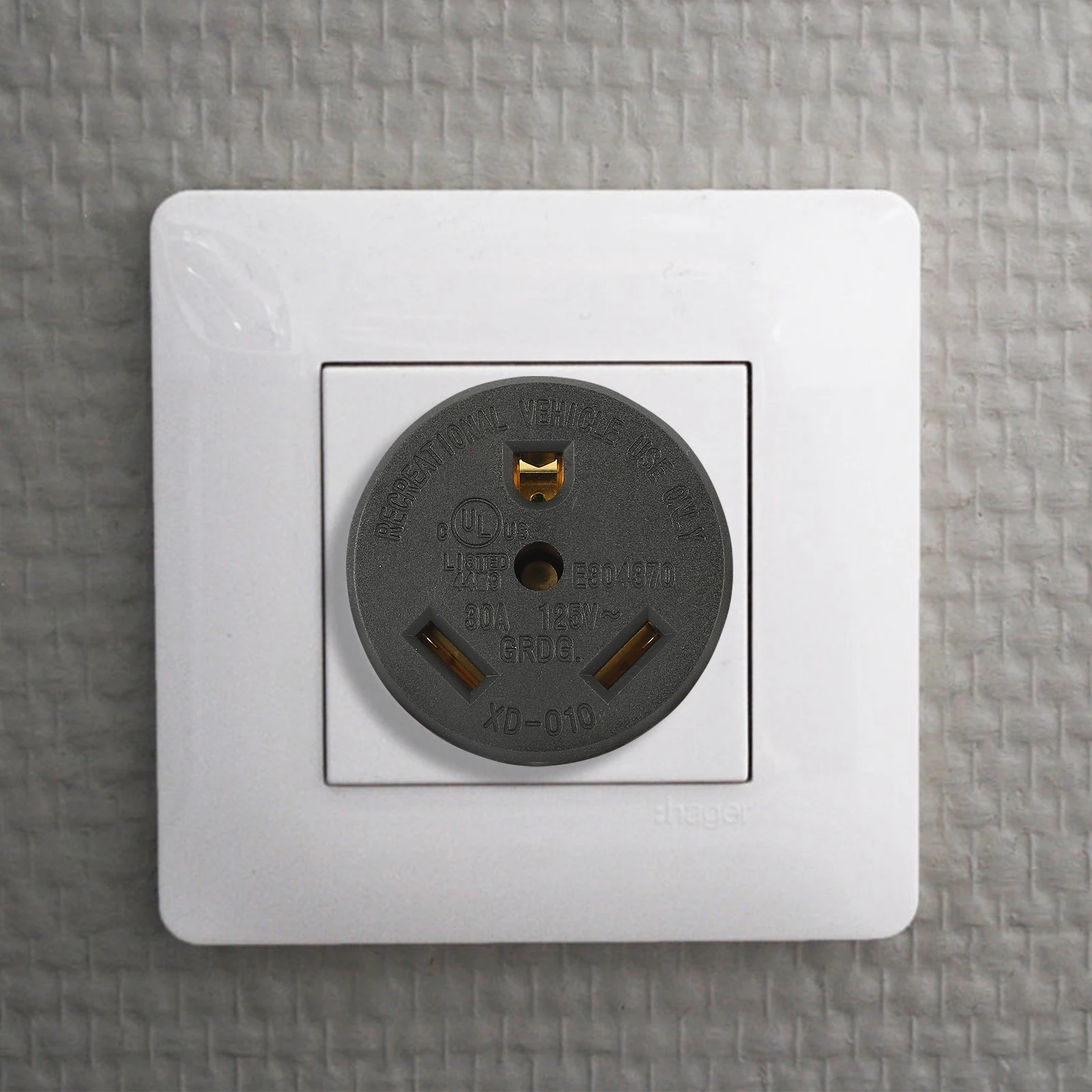 

American Converter Socket RV30A 125V TT30R 2P Flush Mount Receptacle Electrical Outlet for Travel