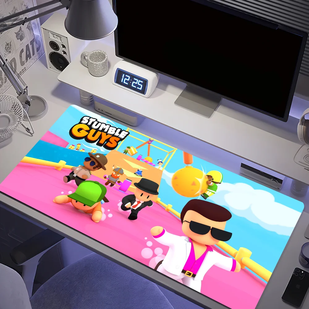 لعبة S-Stumble Guys ماوس الوسادة كبيرة حصيرة مكتبية لوحة المفاتيح مريح مكتب المطاط الكمبيوتر عدم الانزلاق المضادة للفرش المنزل مخصص أفضل الأسعار