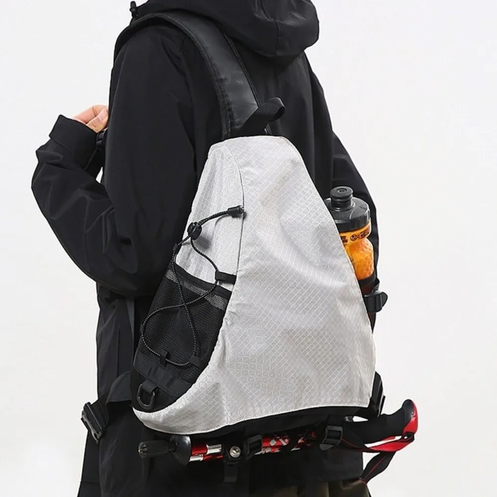 

Waterproof Outdoor Sports Chest Bag Large Capacity Adjustable Nylon Crossbody Bag Commuting Chest Pack Men's Shoulder Bag