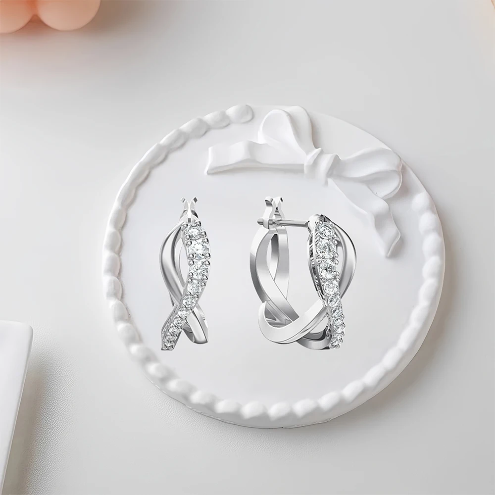 

2025 Hot Selling Brand Women's Earrings Fashionable, Simple, Luxurious Jewelry Suitable for Gifting To Friends