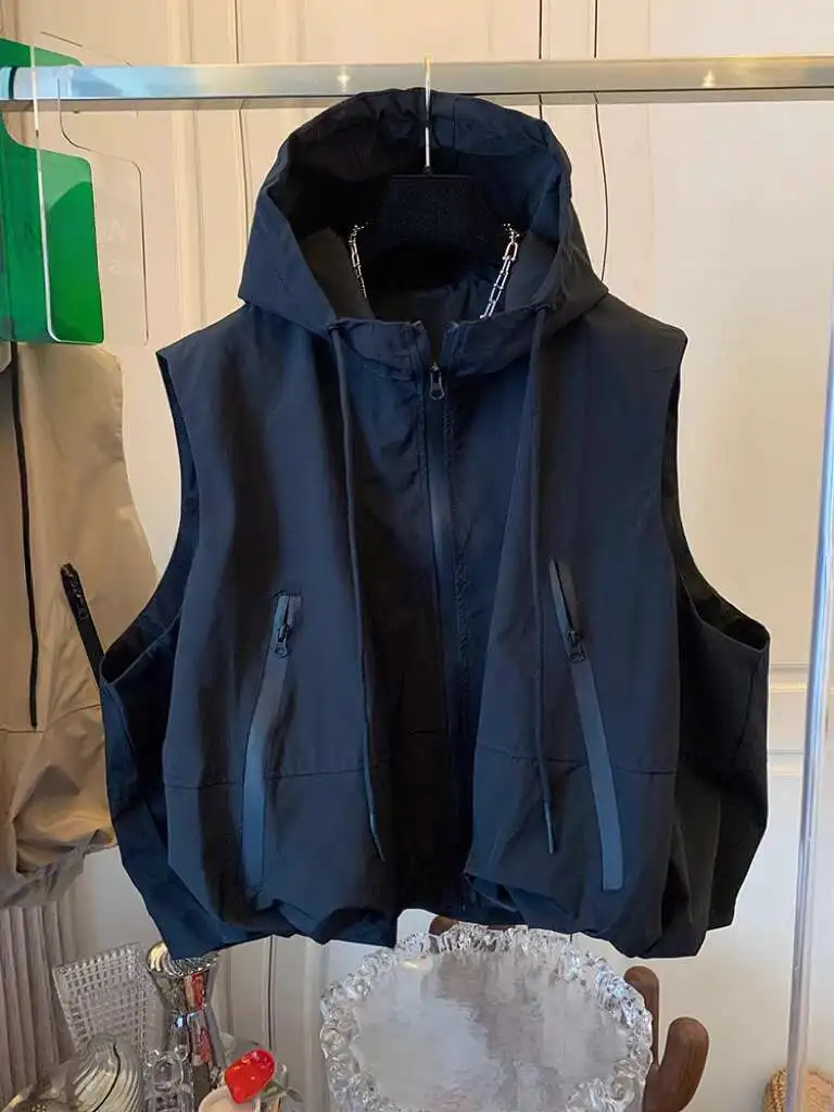 Women Tank Top Sleeveless Hooded Assault Suit Vest Women's Spring And Summer New Loose And Versatile Casual Vest Jacket